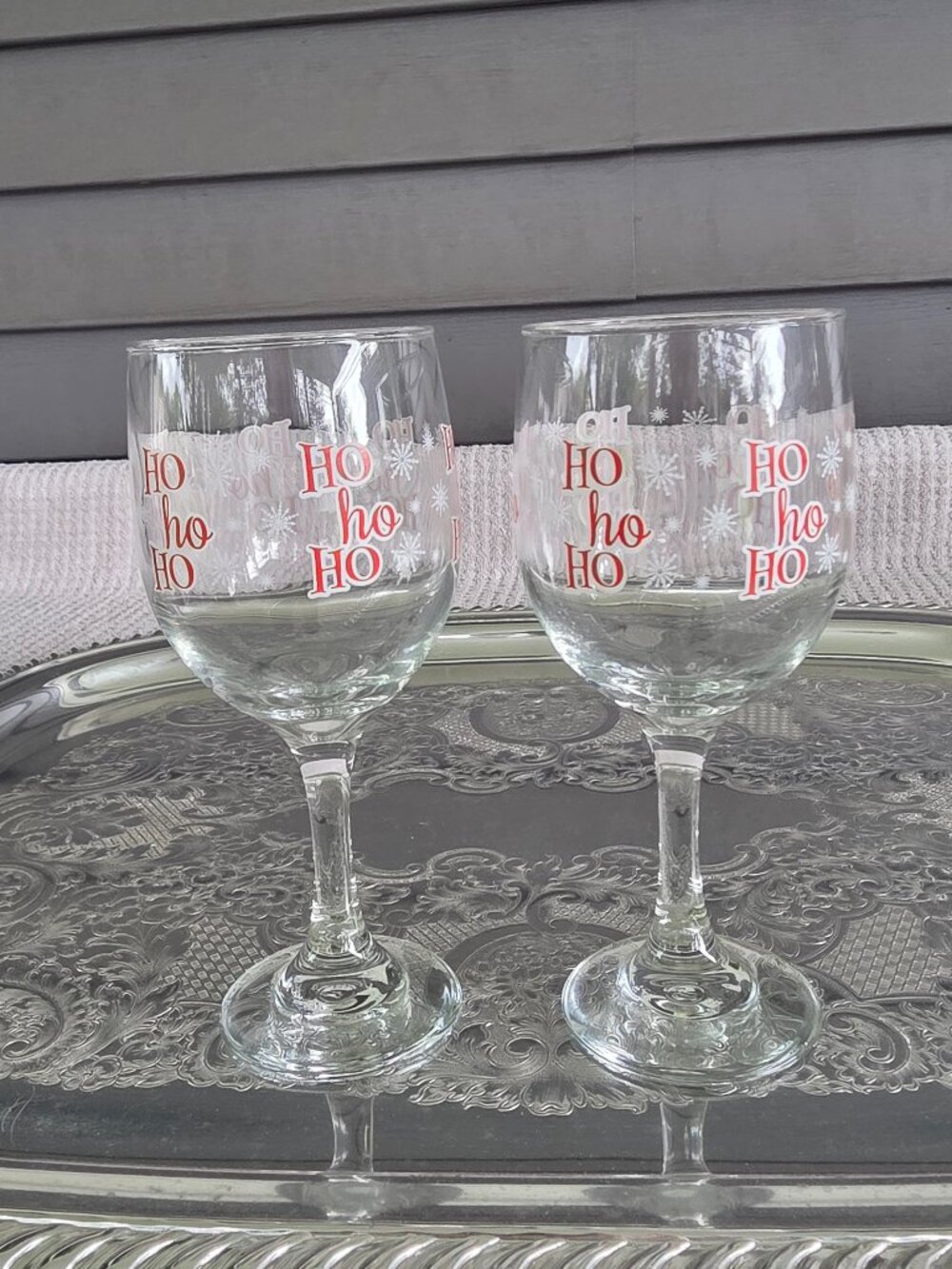 Holiday themed stemmed wine Ho Ho Ho glasses (2)